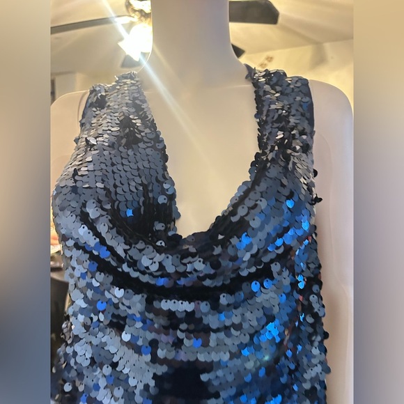 INC International
Concepts Navy Draping
Neck Disc Sequin Accent
Tank Shirt - Picture 6 of 8